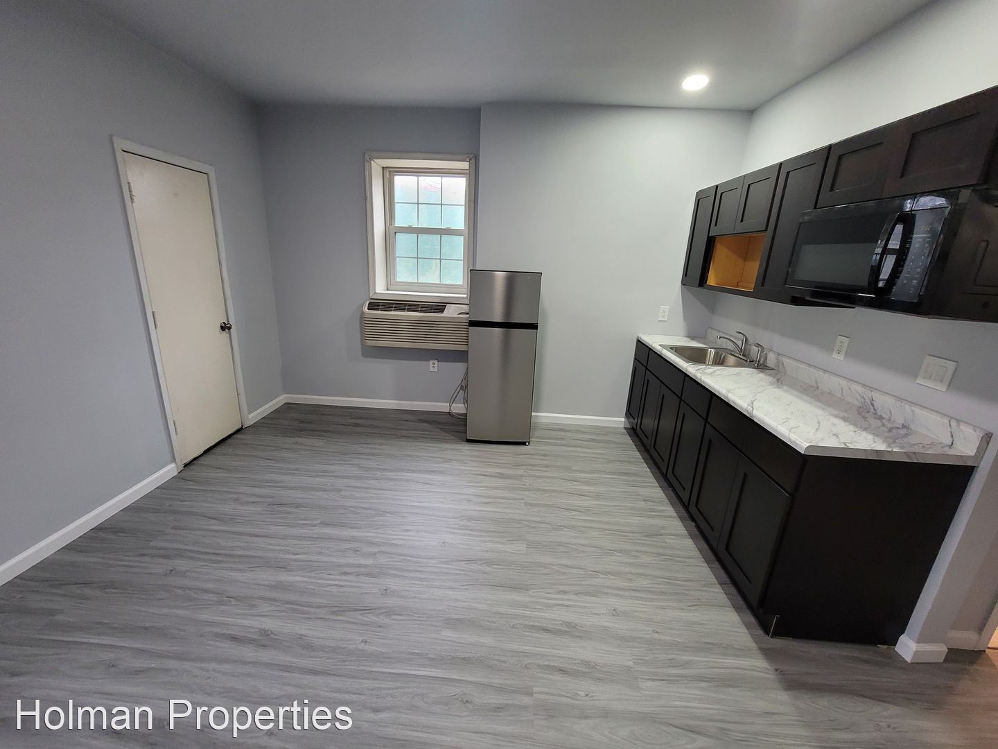 417 W. Queen Ln