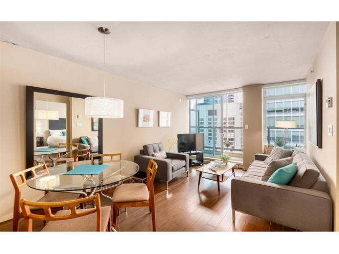 CENTRAL DOWNTOWN CONDO WITH GREAT VIEWS